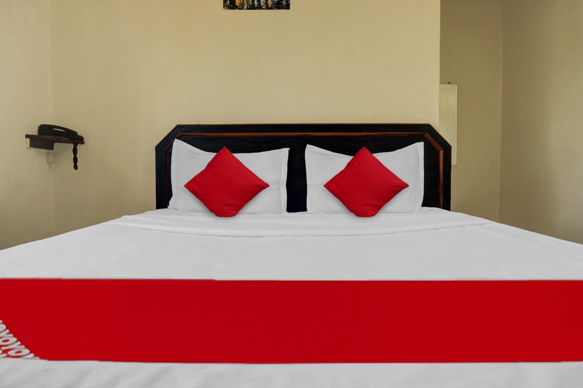 Hotel O Happy Homely Stay Sasvad Eksteriør billede