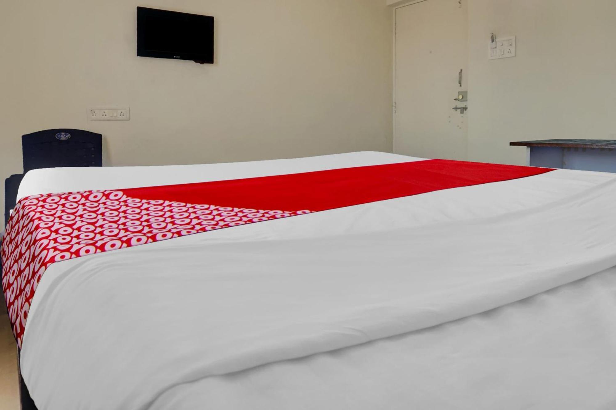 Hotel O Happy Homely Stay Sasvad Eksteriør billede